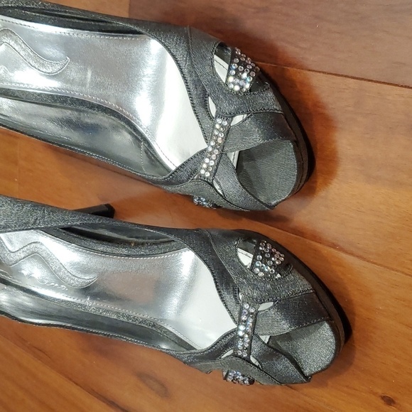 NINA Gray Peep Toe Platform Pumps Heels Shoes Women's 8.5 M - Picture 4 of 16